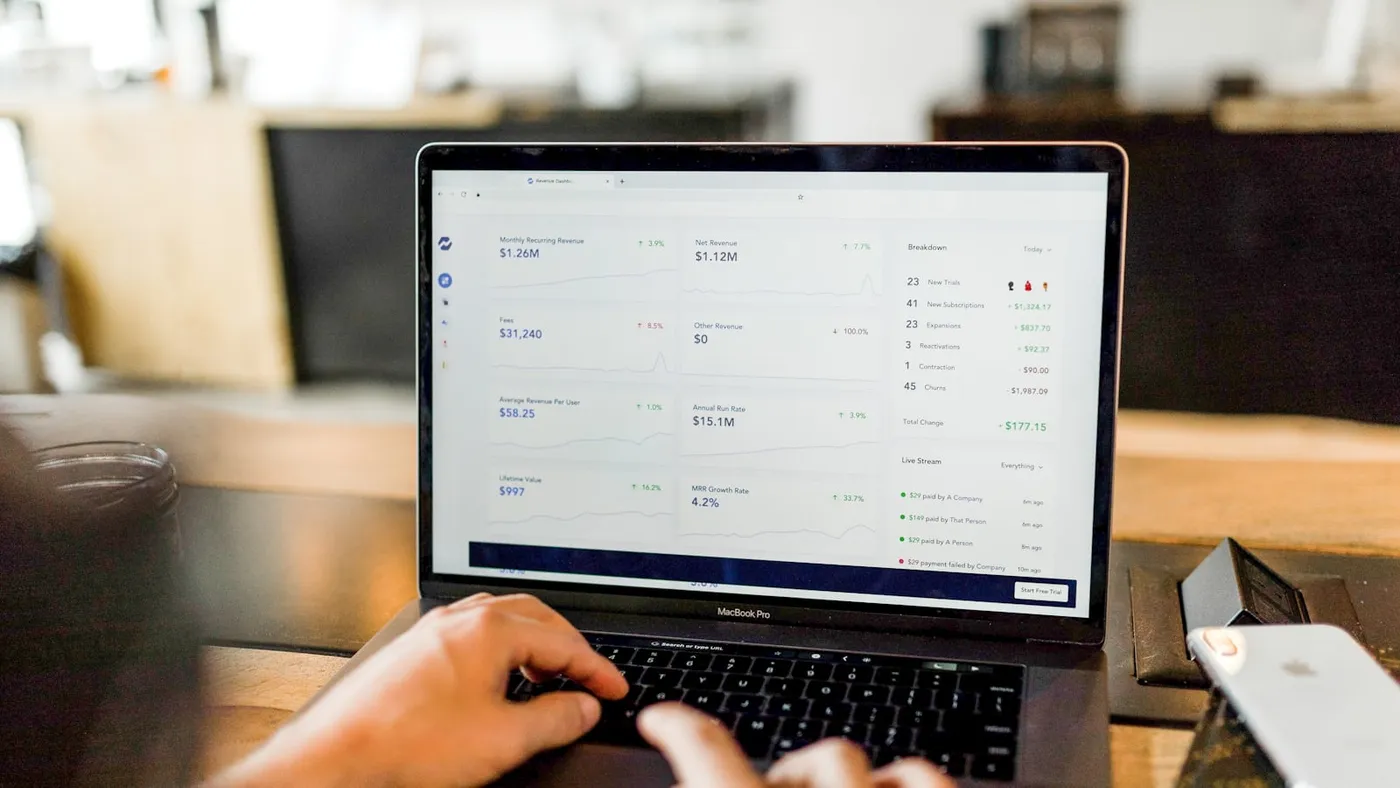 Budget planning workspace used to compare SEO and Google Ads priorities