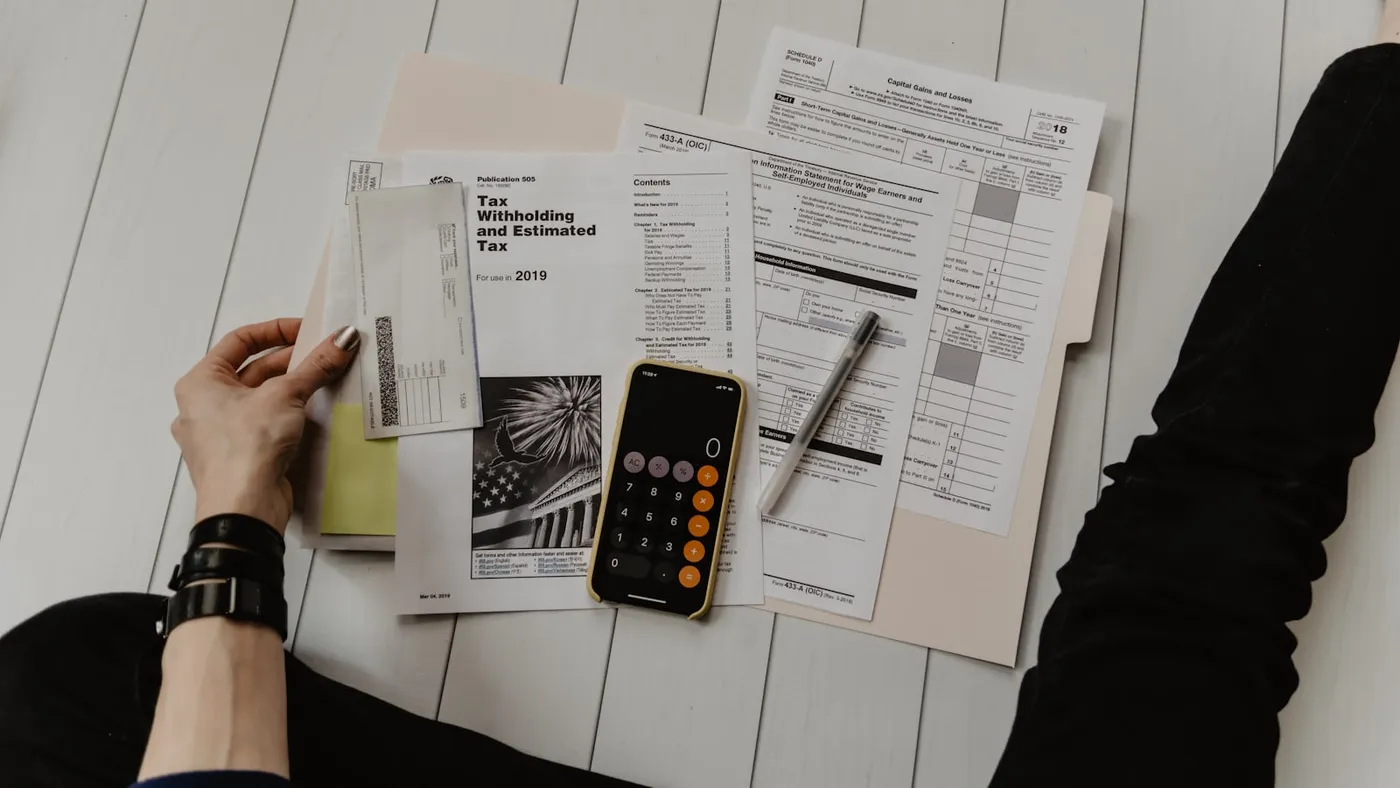 Performance report used to evaluate local marketing returns from SEO and paid ads